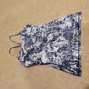 Lululemon size 6 tank top